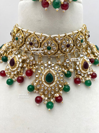 Karina Kundan Statement Choker Set