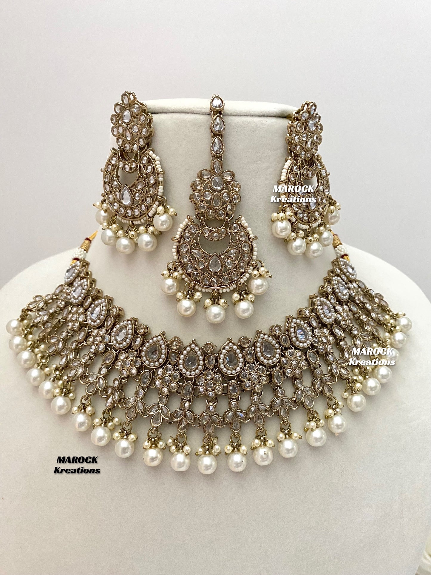 Sadhna Antique Gold Polki Necklace set