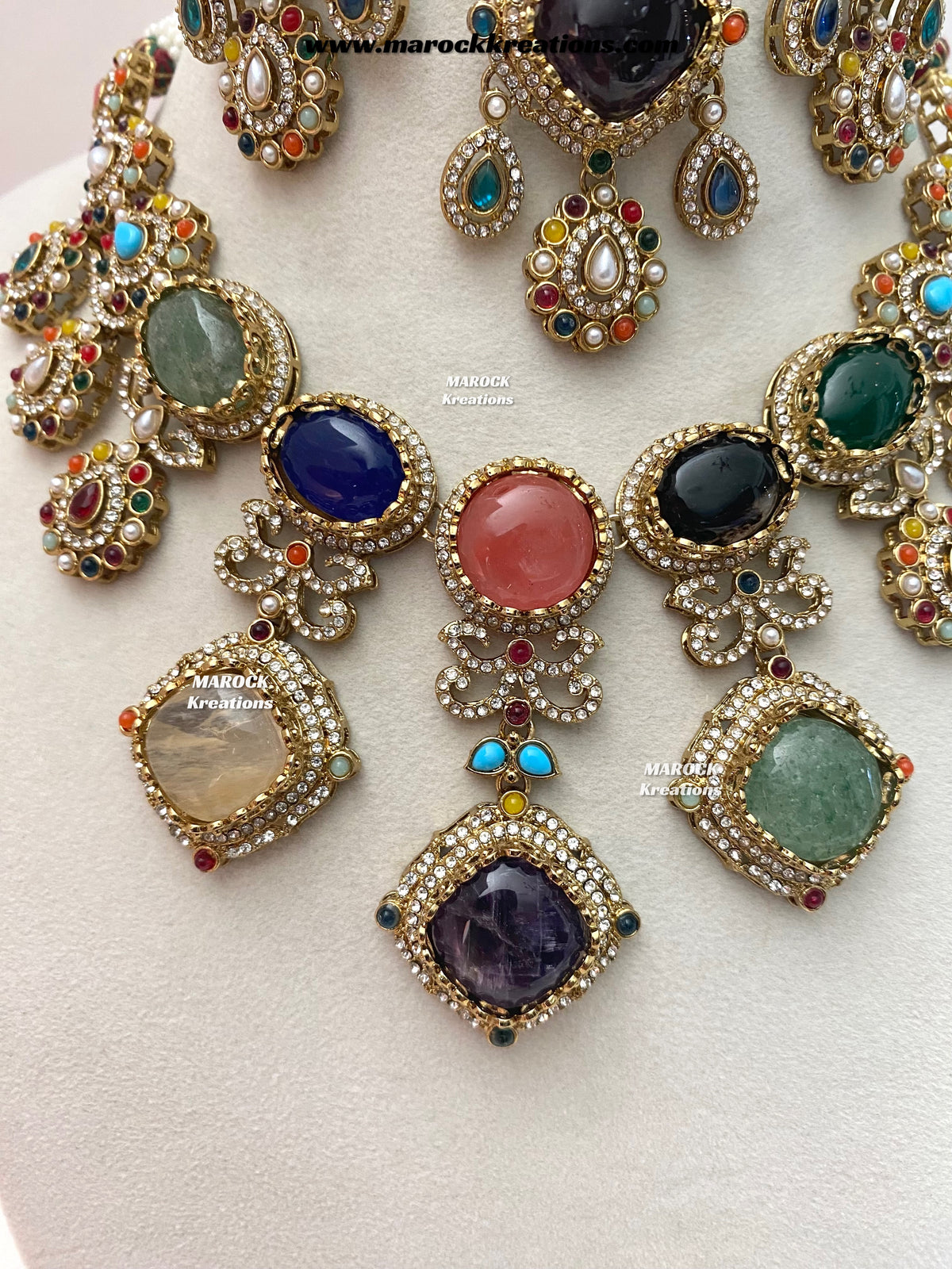 Niharika Sabyasachi inspired Premium Quality Kundan statement choker/necklace set