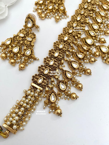 Samina Premium Quality Gold plated Kundan choker set