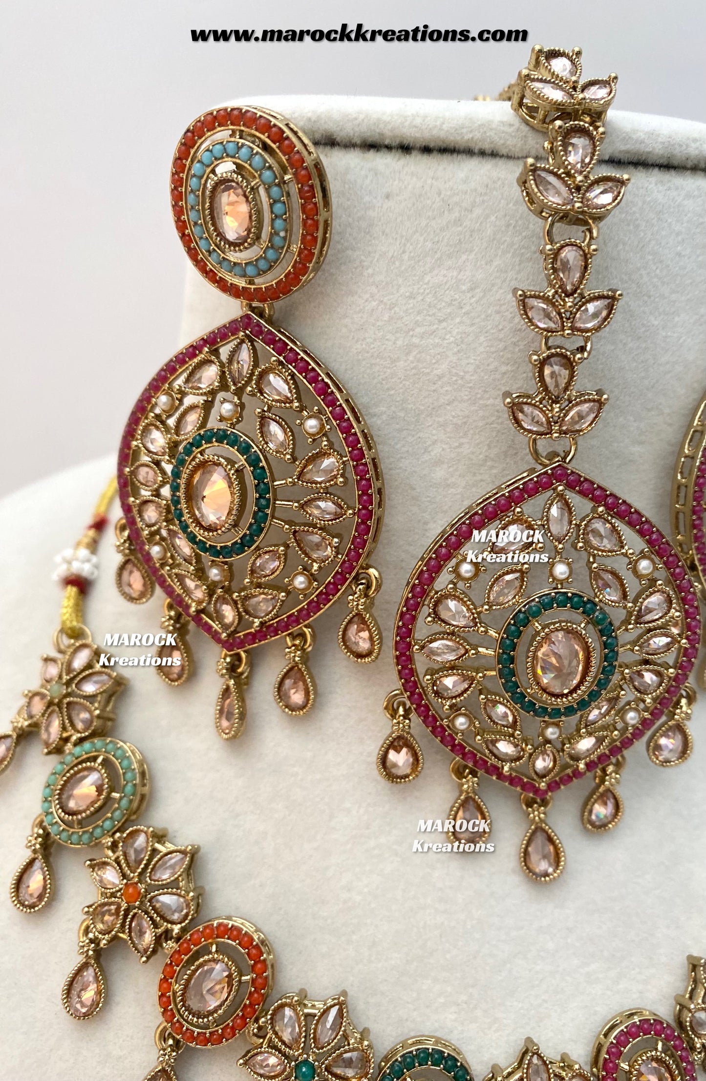 Mavis Antique Gold Polki Necklace set