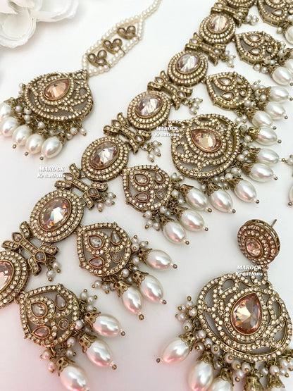 Yumna Polki statement Choker/Necklace set