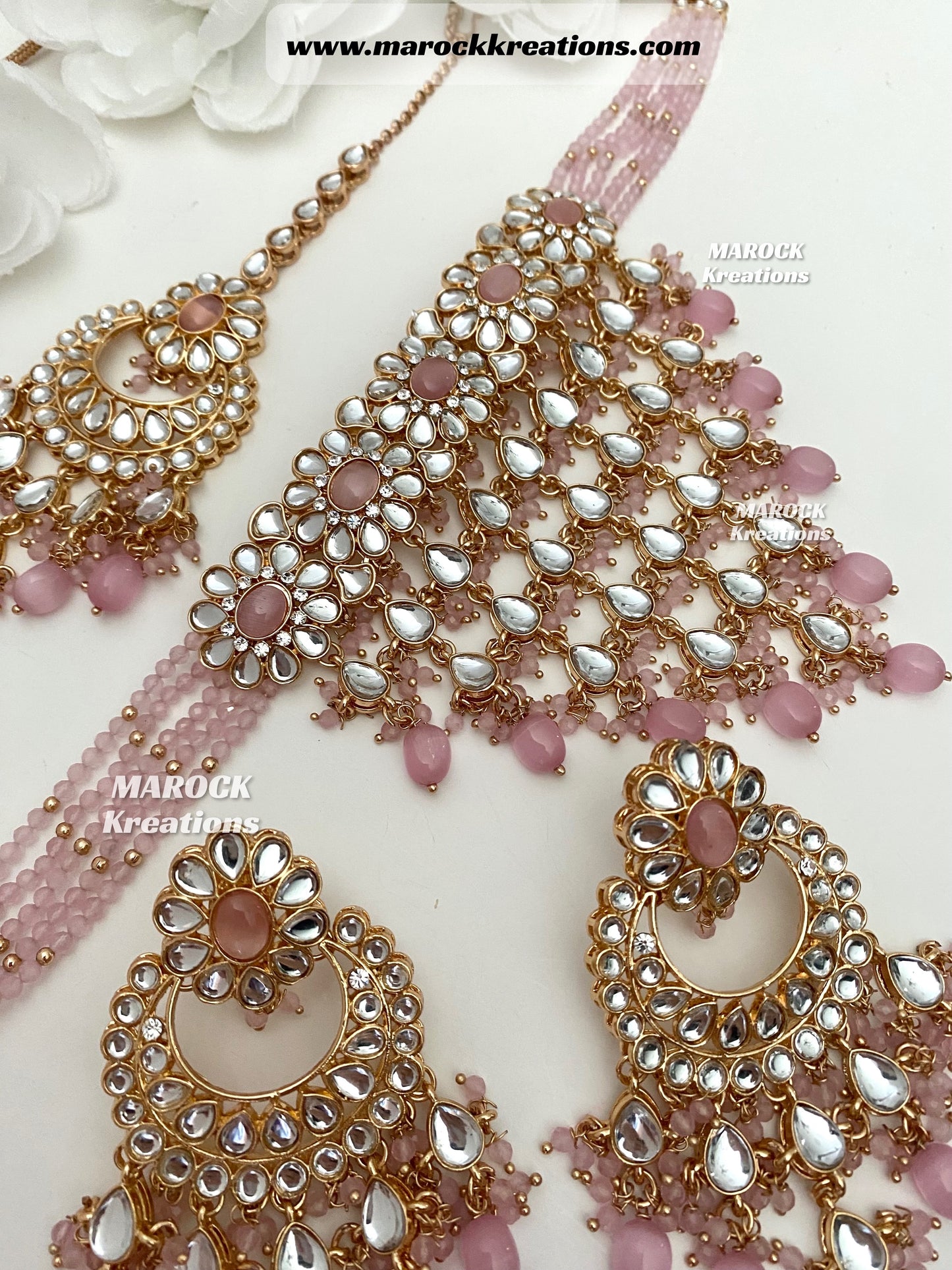 Yasmin premium quality Kundan Statement Choker set