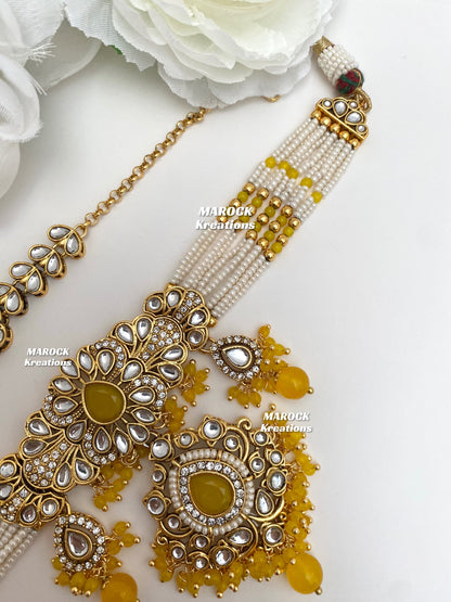 Mahima Premium Quality Kundan Choker set