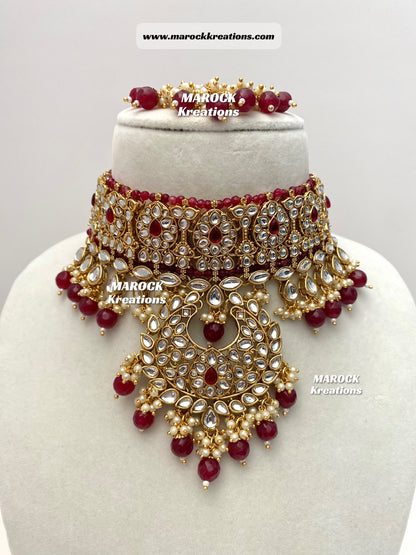 Fine Kundan Statement Choker set