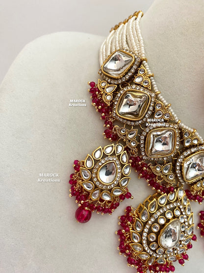 Rahila Premium quality Kundan Statement Choker/Necklace Set