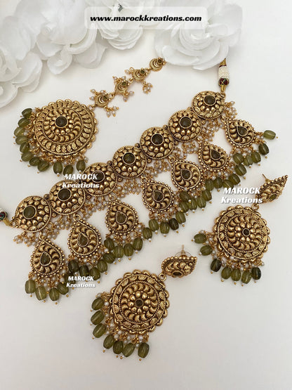 Trendy Gold plated traditional choker sets