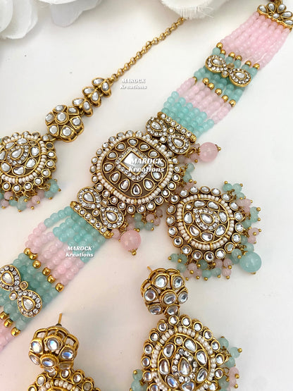 Simona Premium Quality Kundan Choker set