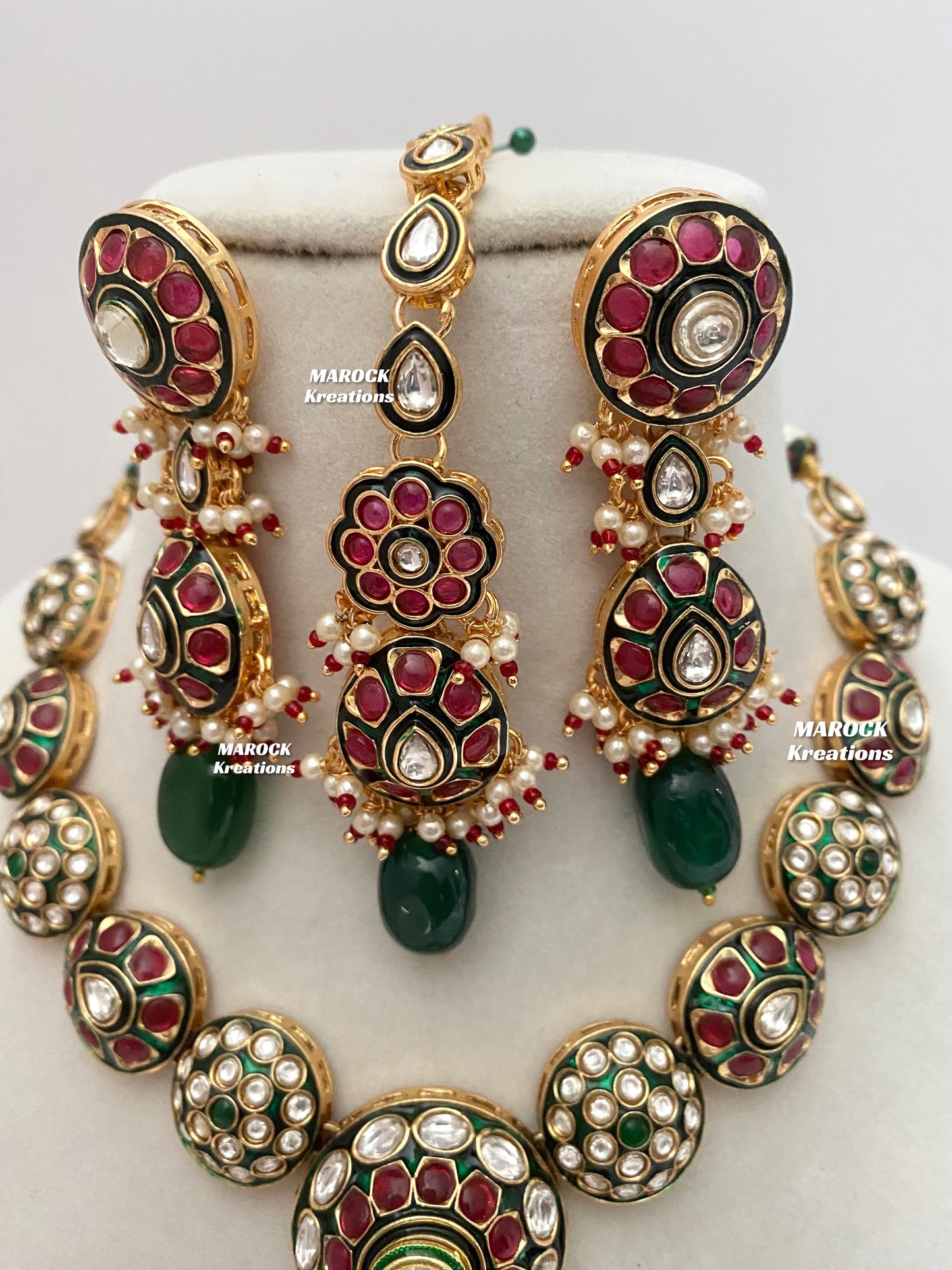 Akriti Premium Quality uncut Kundan Statement Necklace set