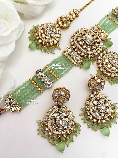 Simona Premium Quality Kundan Choker set