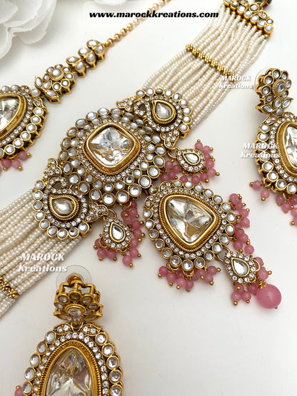 Aarzoo Kundan Statement Choker set