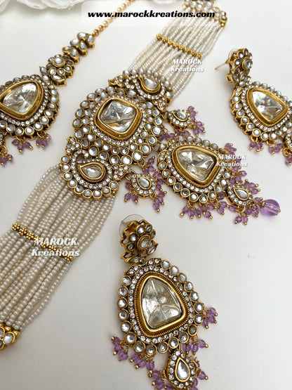 Aarzoo Kundan Statement Choker set