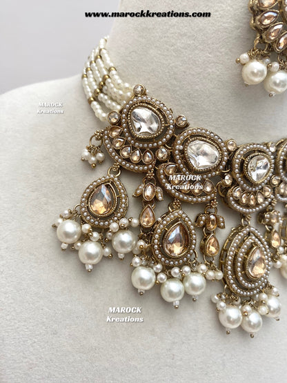 Saavni Antique Gold Polki Choker set