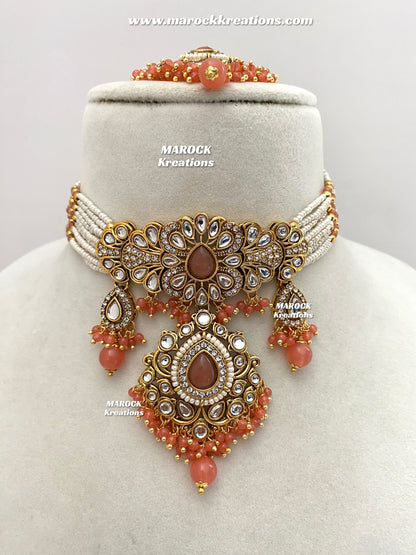 Mahima Premium Quality Kundan Choker set