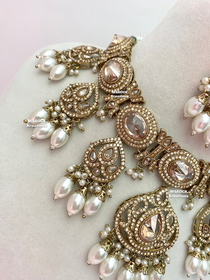 Yumna Polki statement Choker/Necklace set