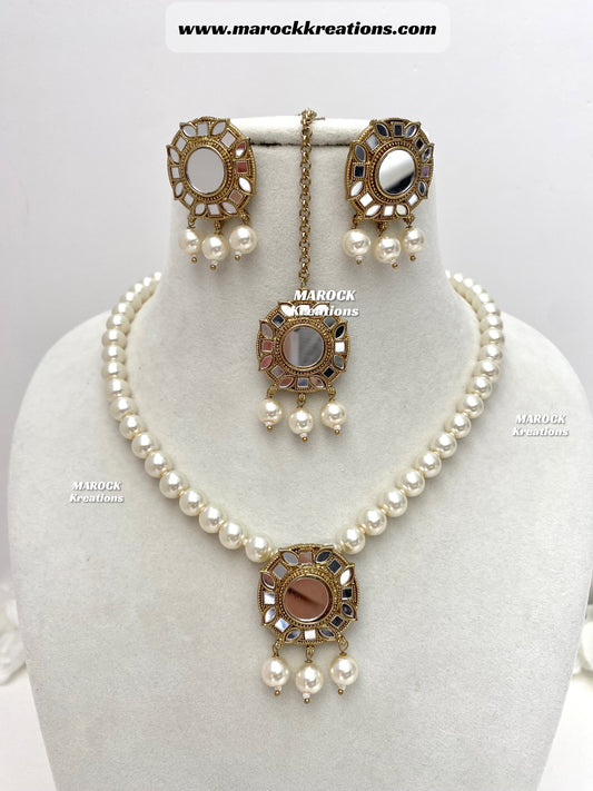 Mirror and Pearls Necklace set