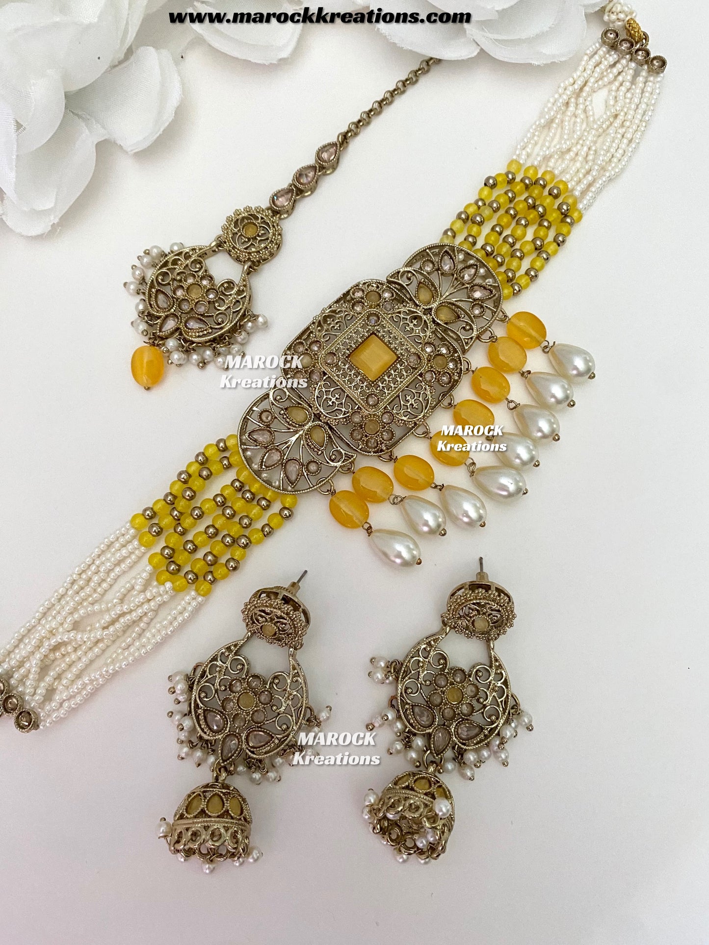 Naila Antique Gold Polki Choker set