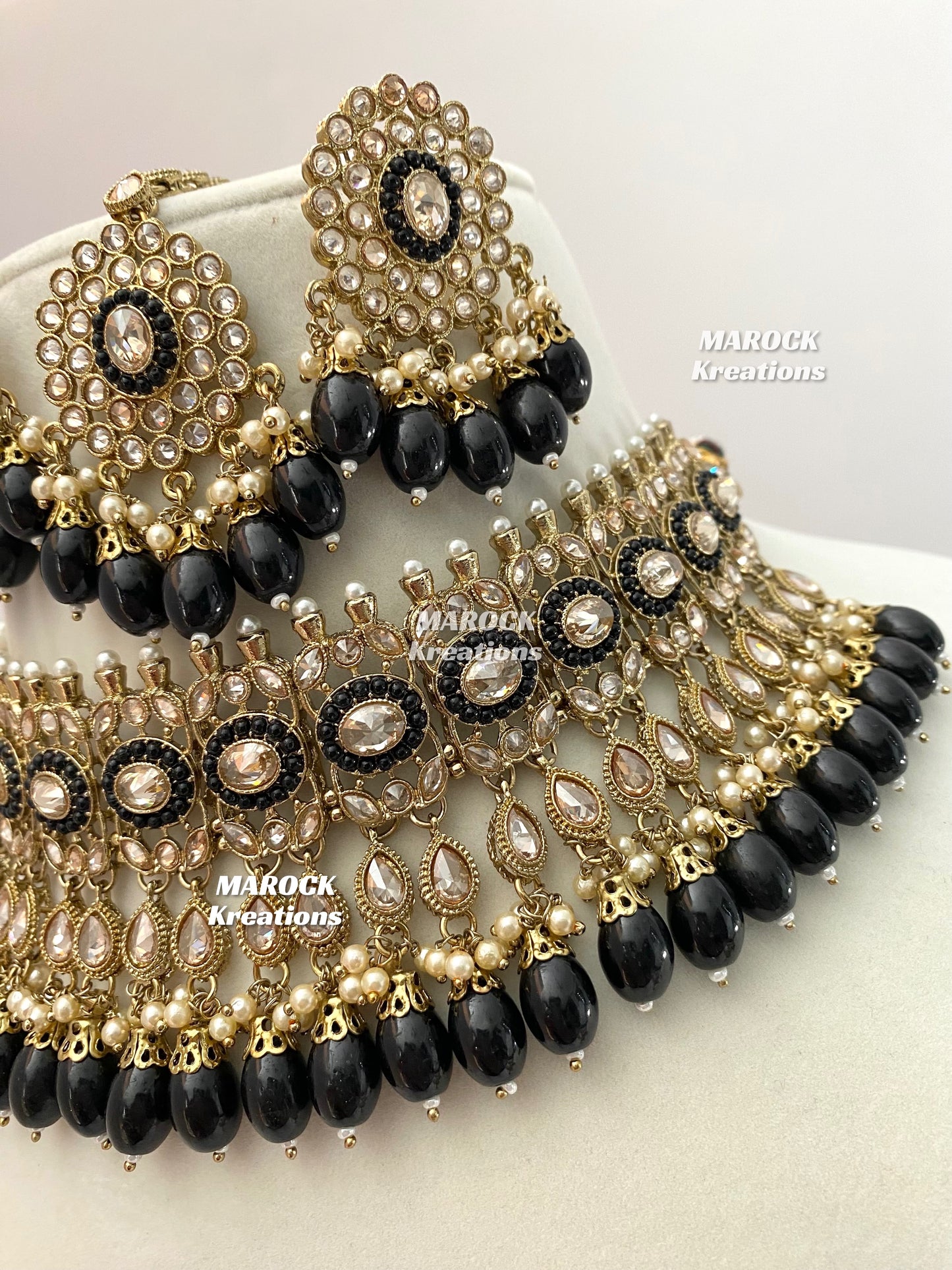 Antique Gold Polki choker sets