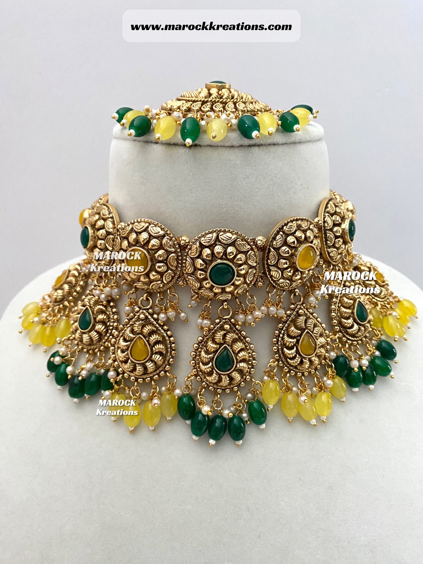 Trendy Gold plated traditional choker sets