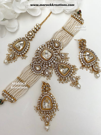 Aarzoo Kundan Statement Choker set