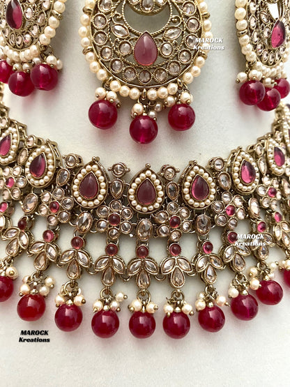 Sadhna Antique Gold Polki Necklace set