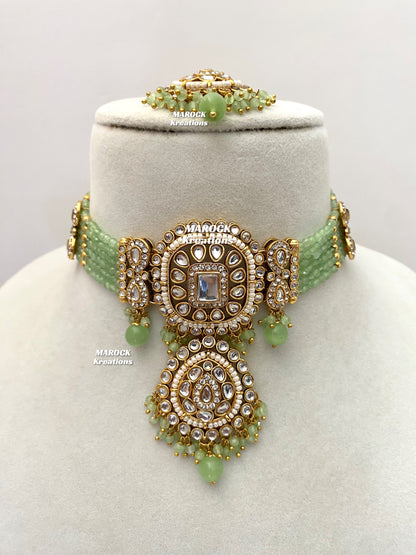 Simona Premium Quality Kundan Choker set