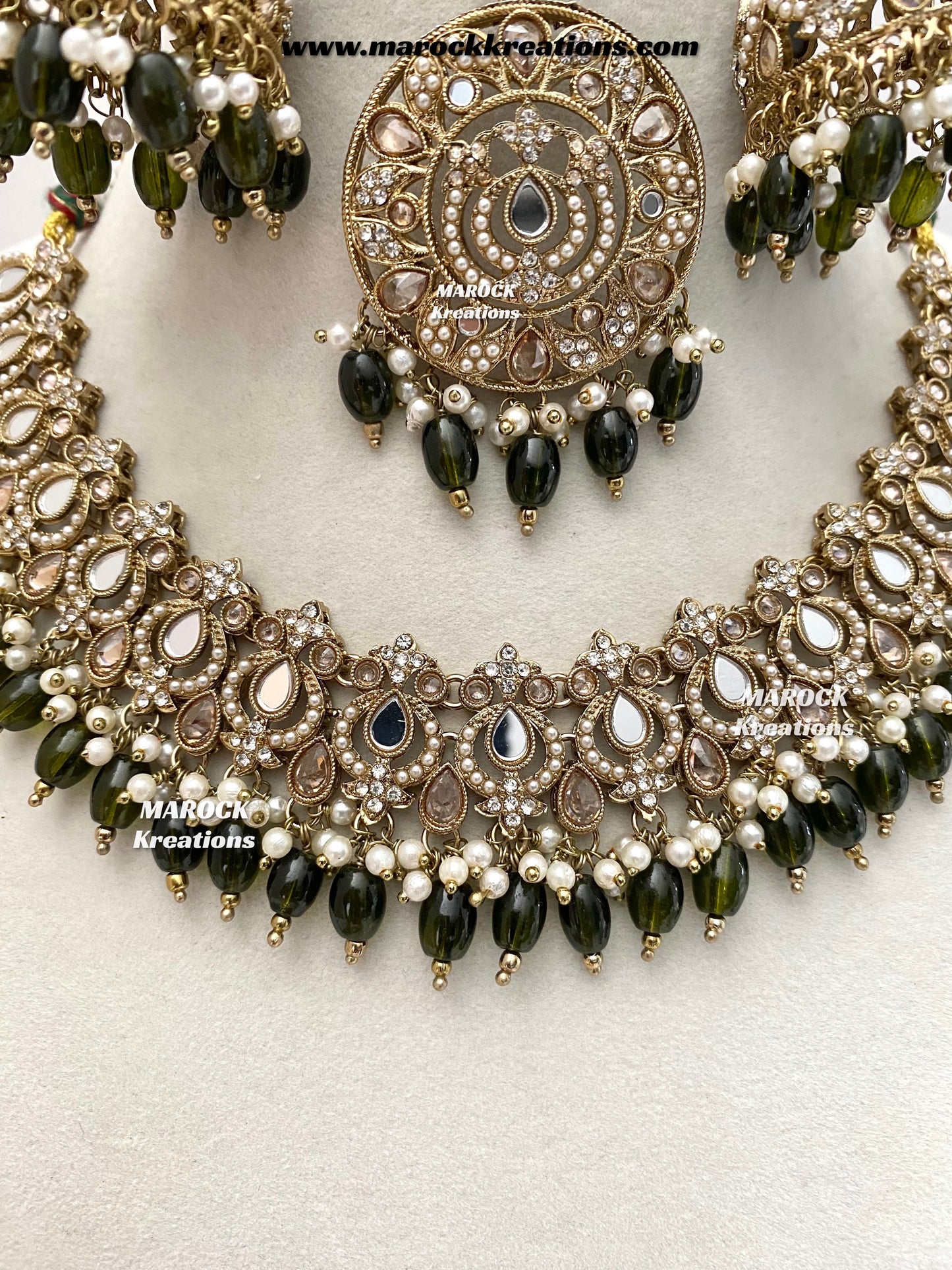 Premium Quality Mirror necklace set