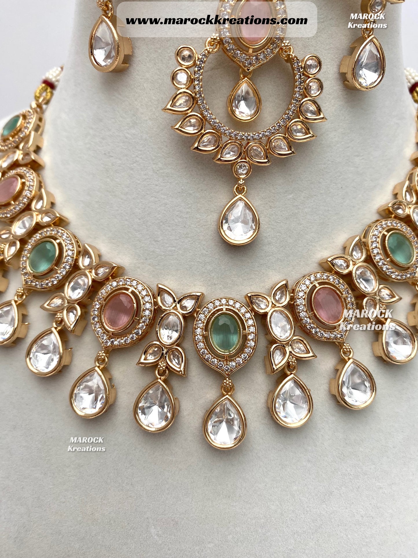 Naaz Tyani inspired Premium Quality gold plated Kundan Statement Necklace set