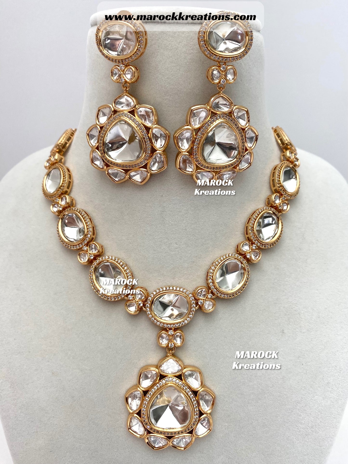 Akira Tyani Inspired Premium Quality gold plated Kundan exclusive Necklace set