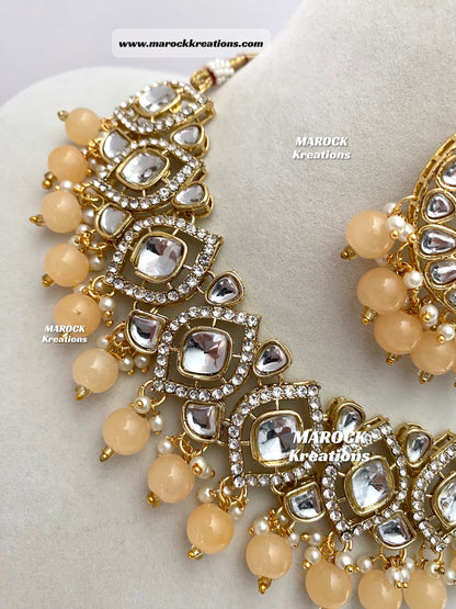 Maira Kundan Necklace set