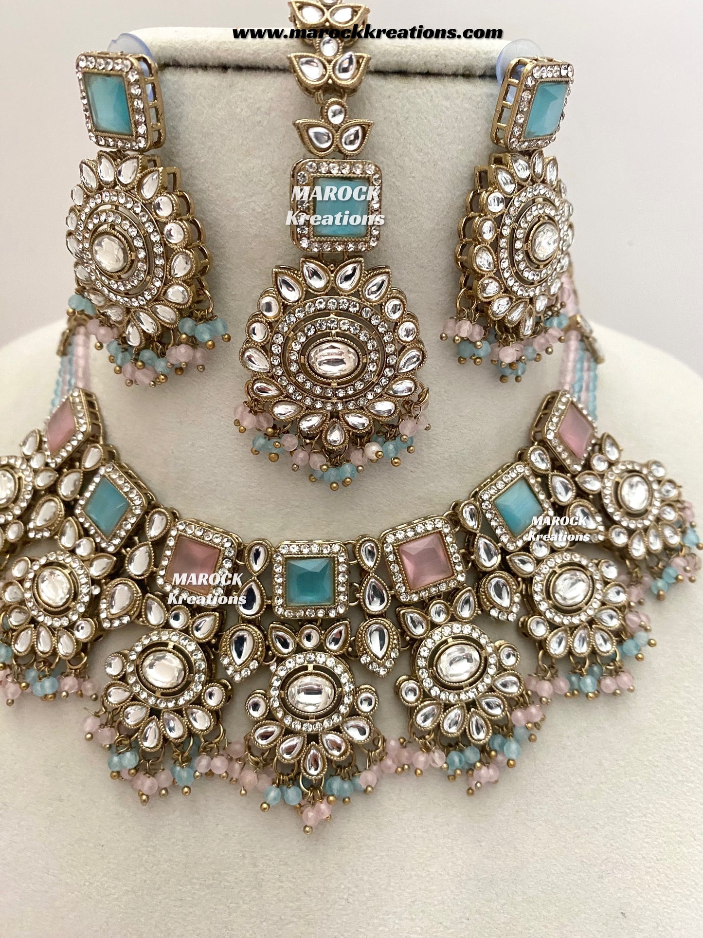Christi Premium Quality Kundan Statement necklace set