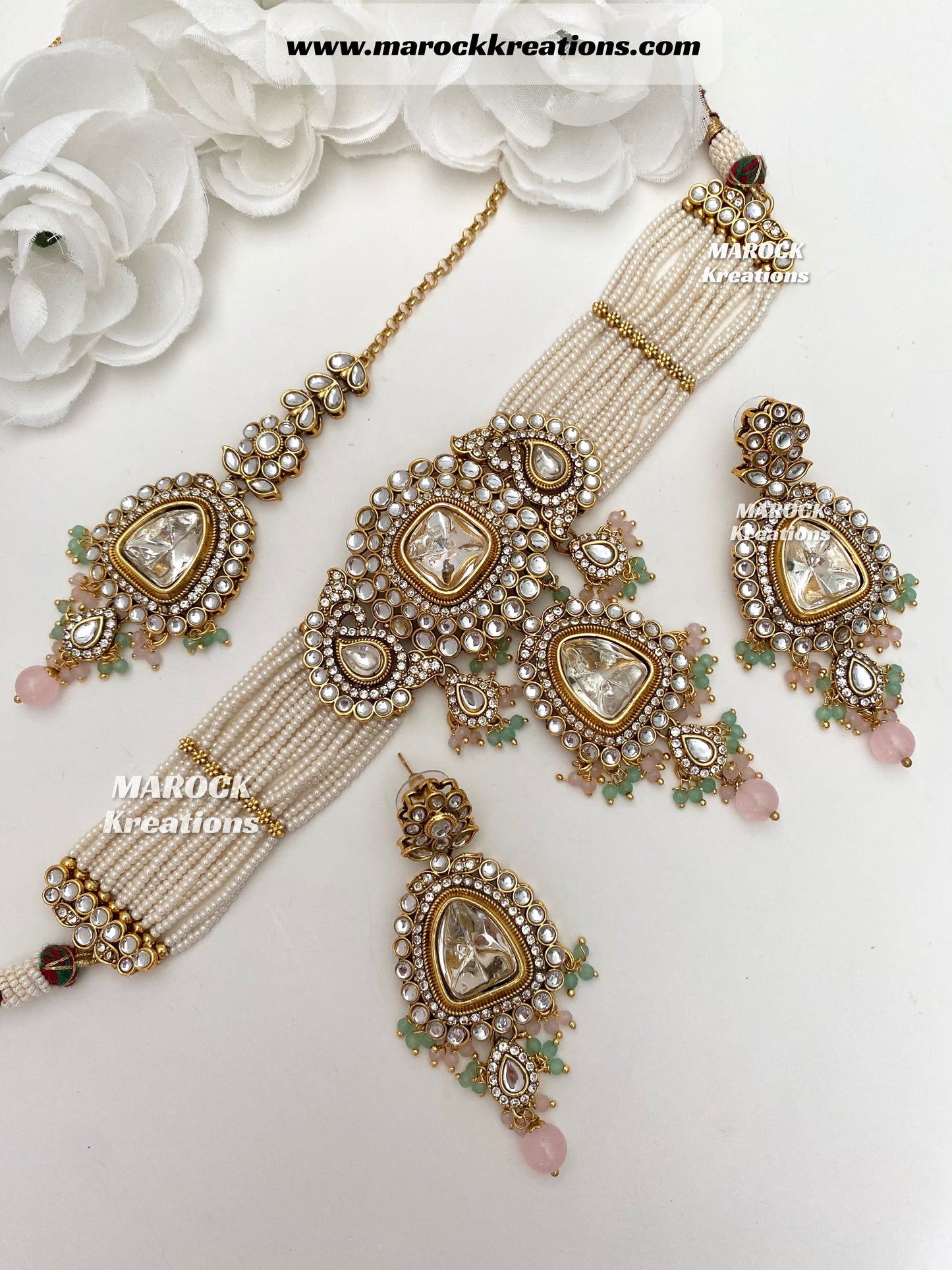 Aarzoo Kundan Statement Choker set