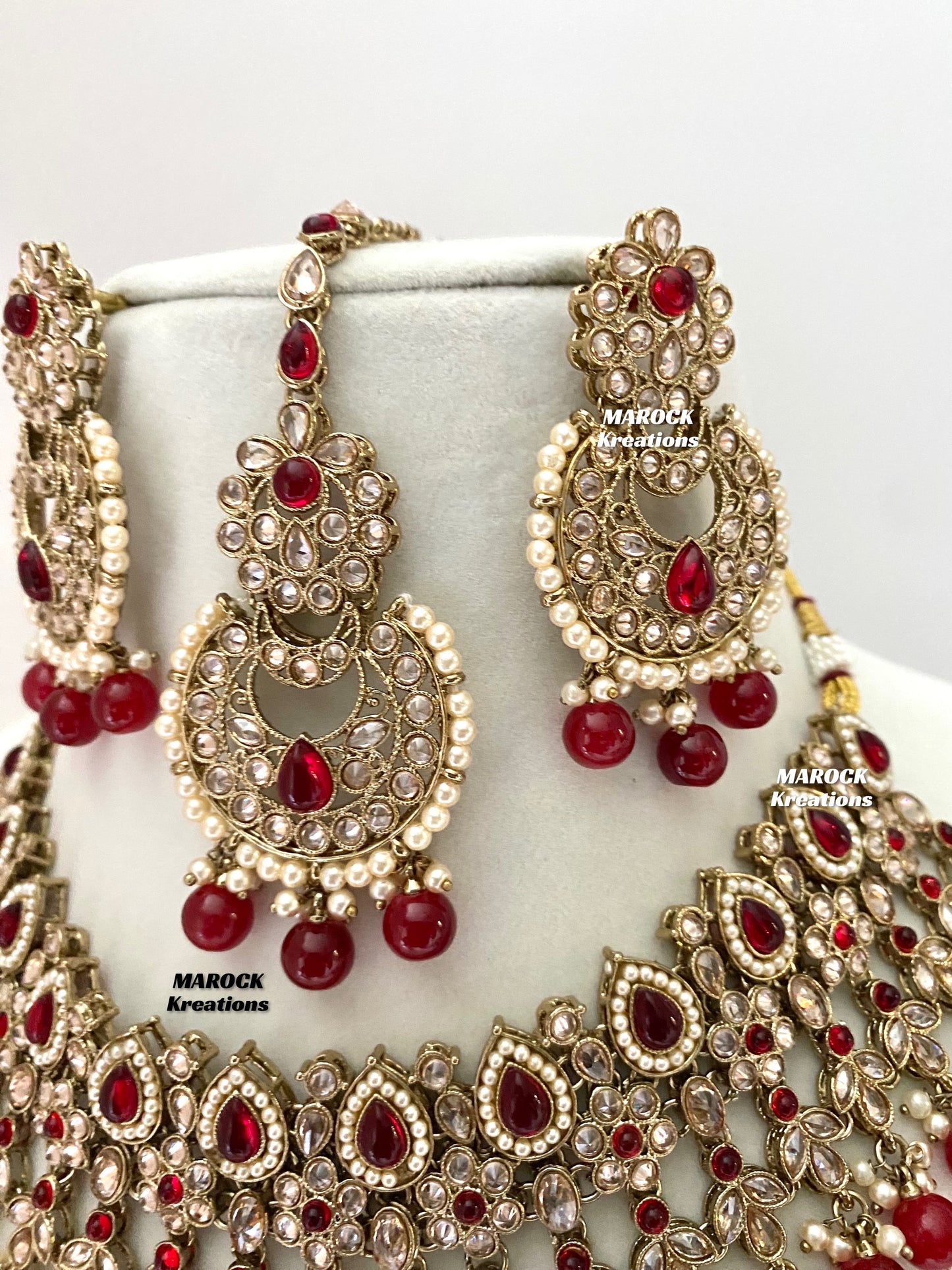 Sadhna Antique Gold Polki Necklace set