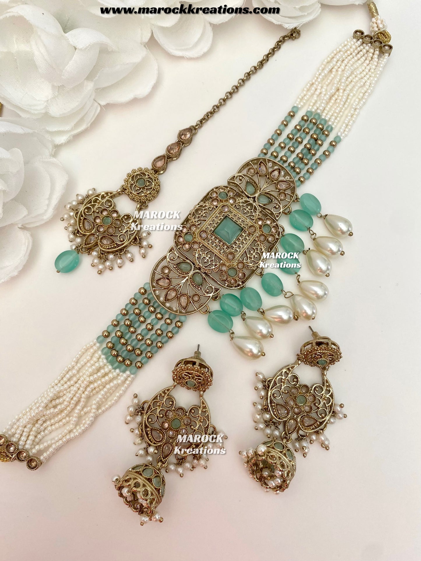 Naila Antique Gold Polki Choker set