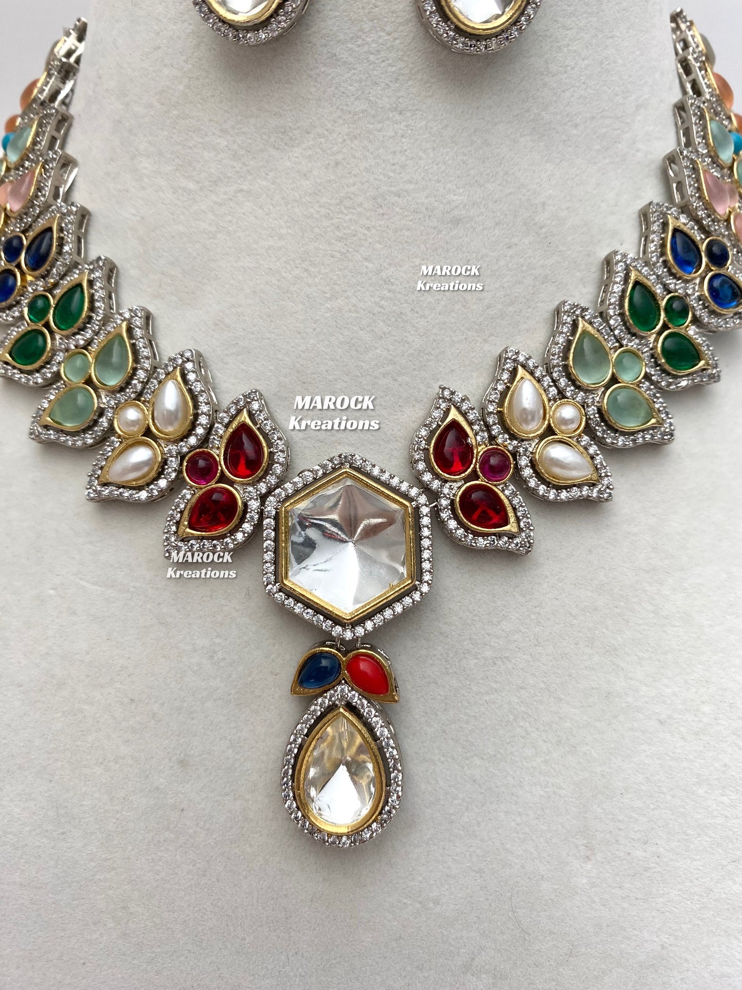 Katie Tyani inspired Premium Quality Kundan Statement Necklace set