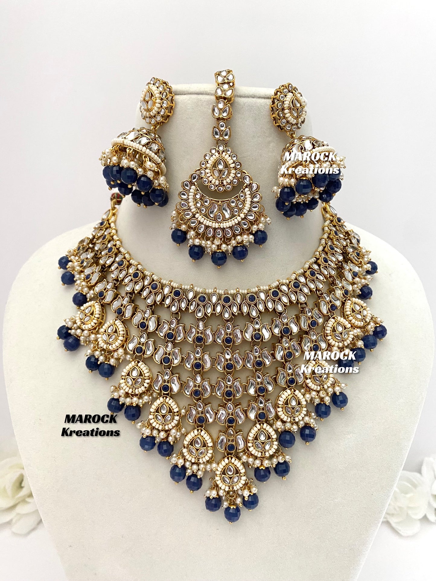 Fine Kundan V-shape Statement Necklace set