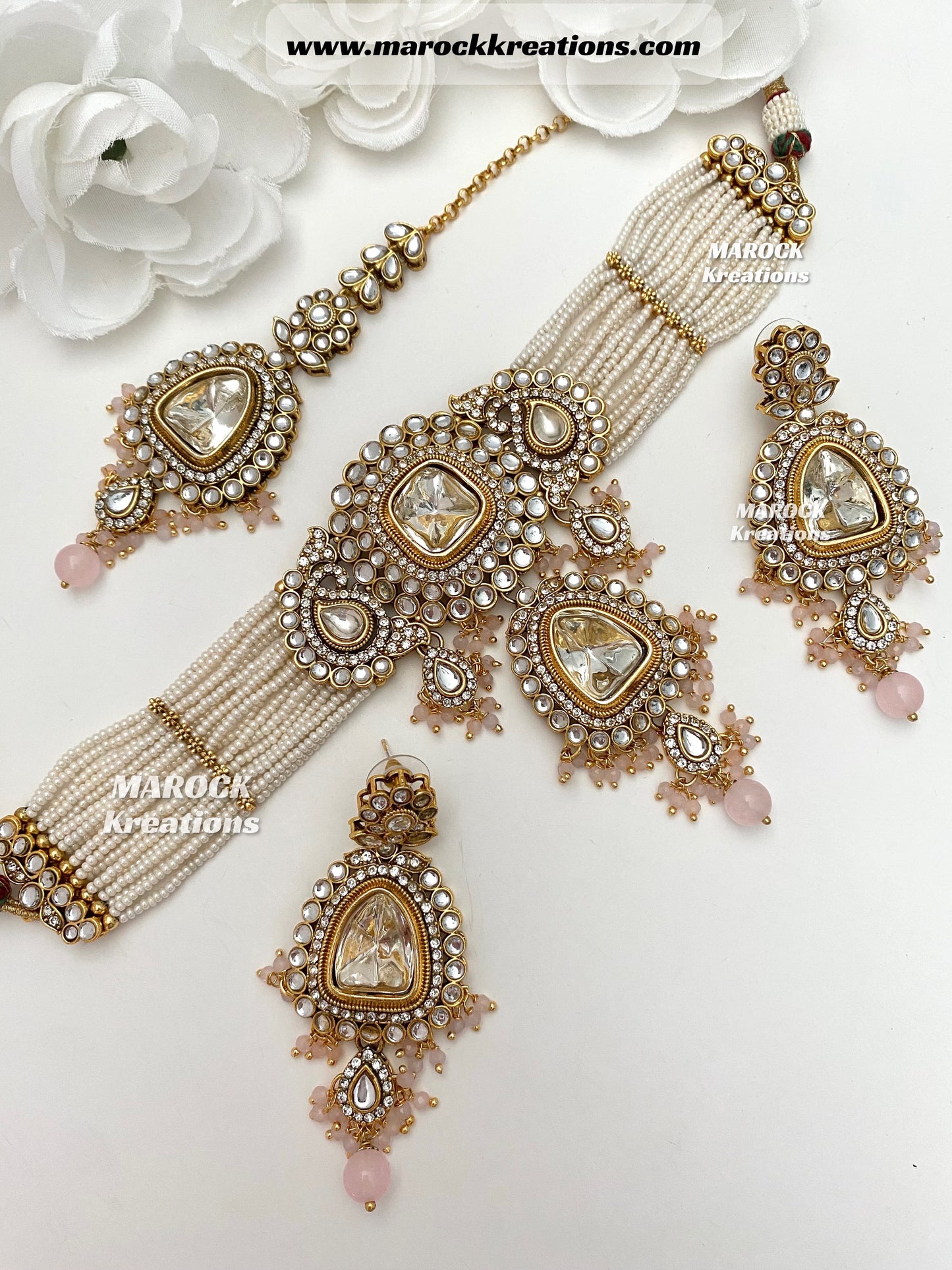 Aarzoo Kundan Statement Choker set