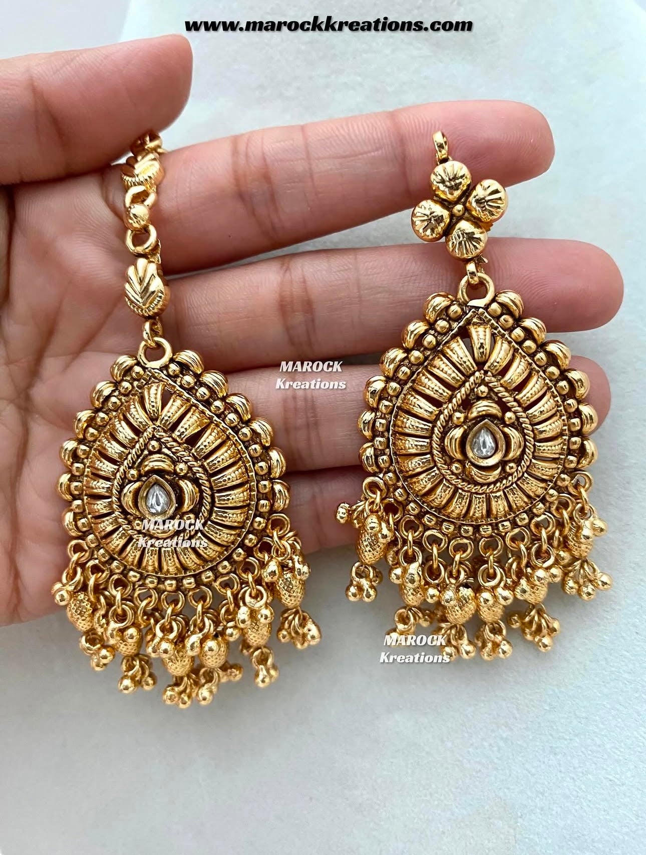 Aarti Premium Quality Gold plated necklace set comes with Passa/Jhoomer