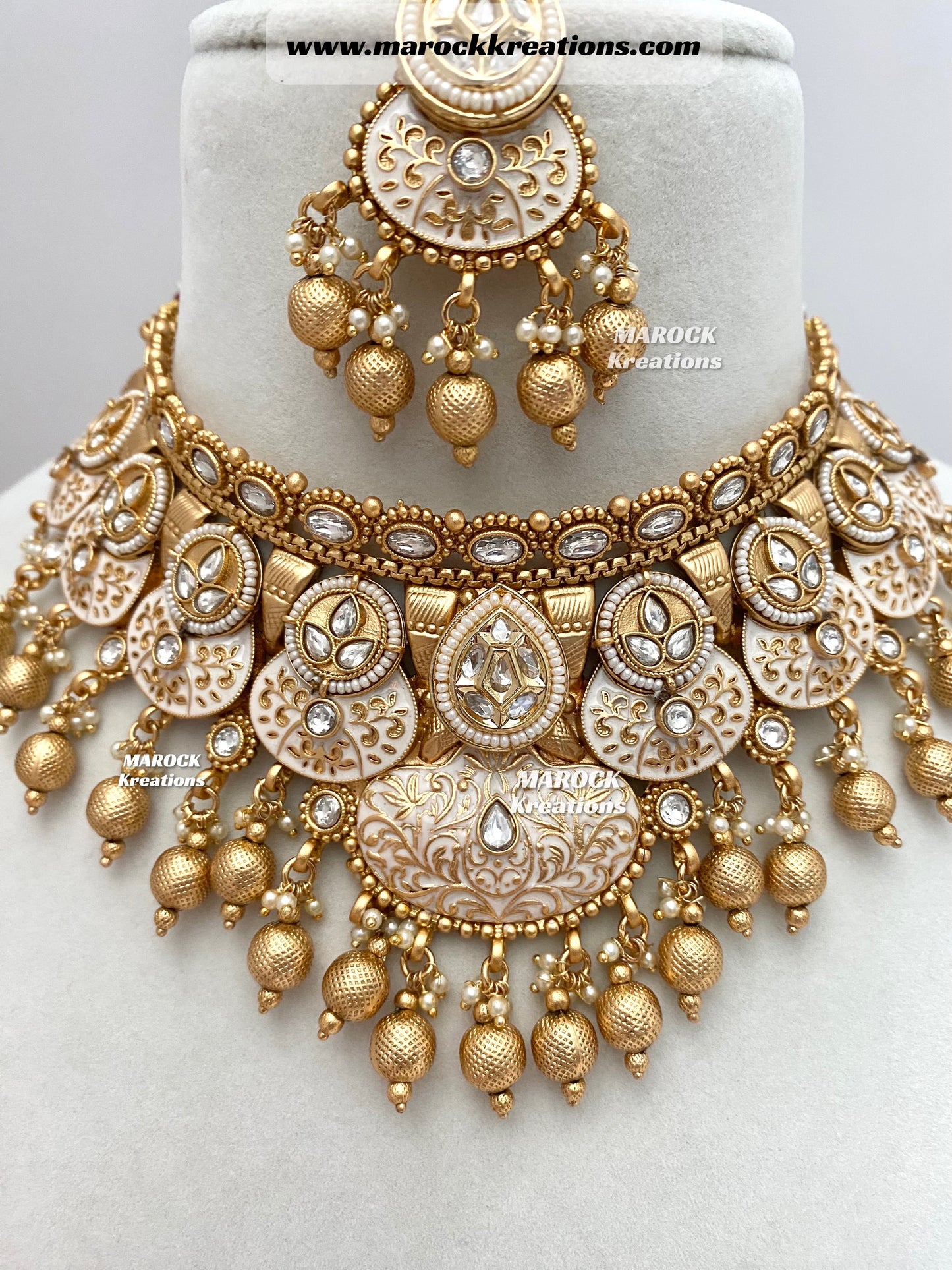 Zara Premium Quality Gold plated Kundan Necklace set