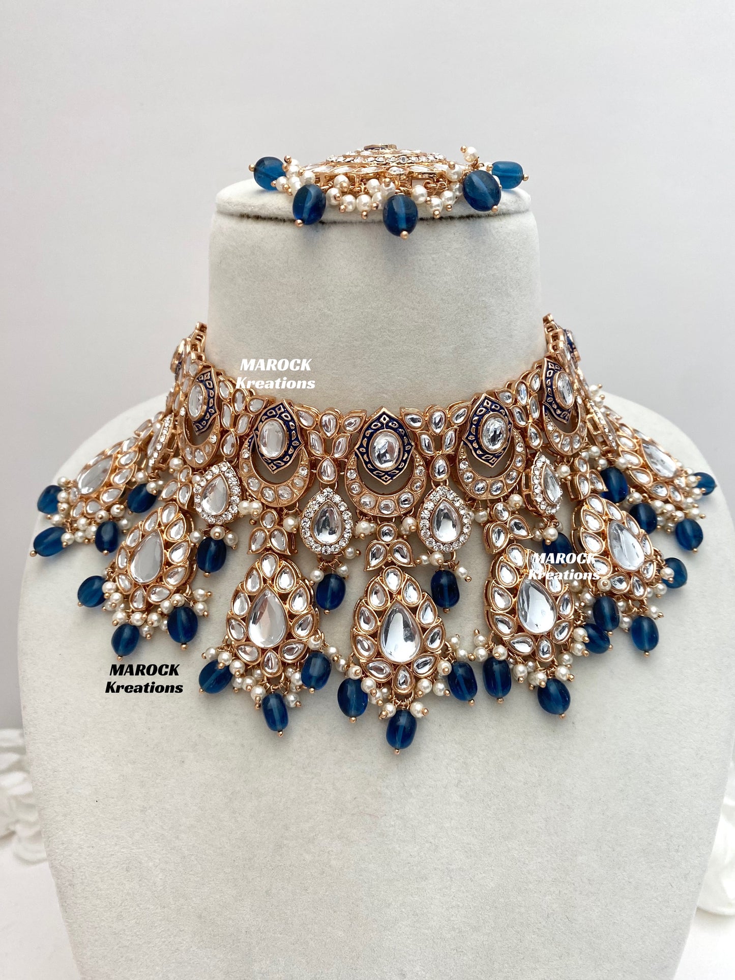 Kaniz Premium Quality Rose Gold Kundan Meenakari Choker/Necklace set