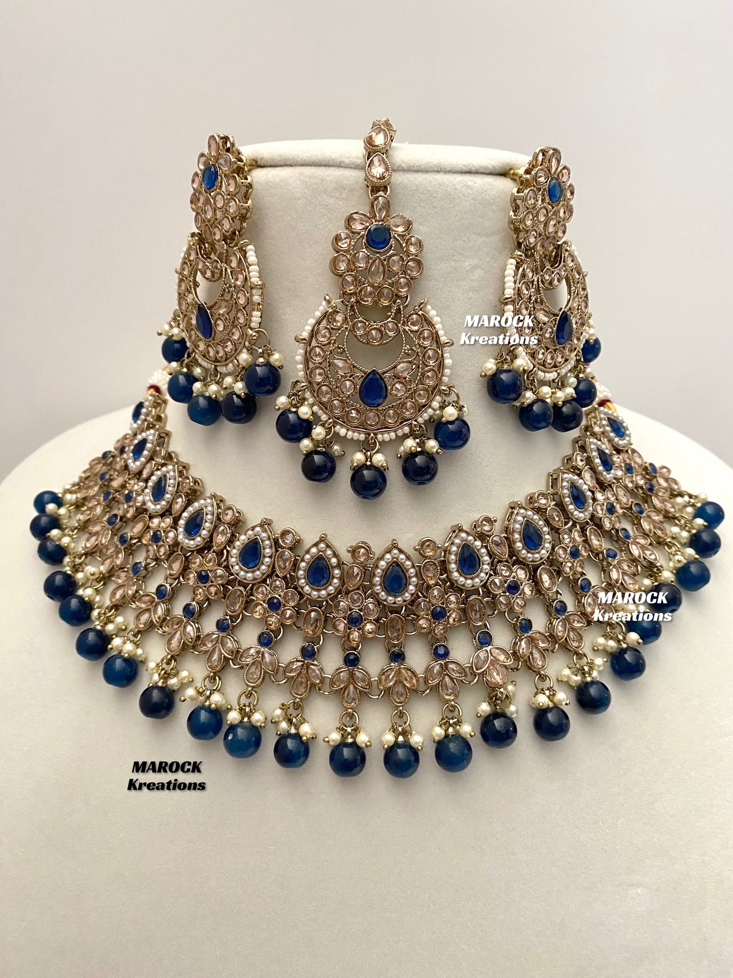 Sadhna Antique Gold Polki Necklace set