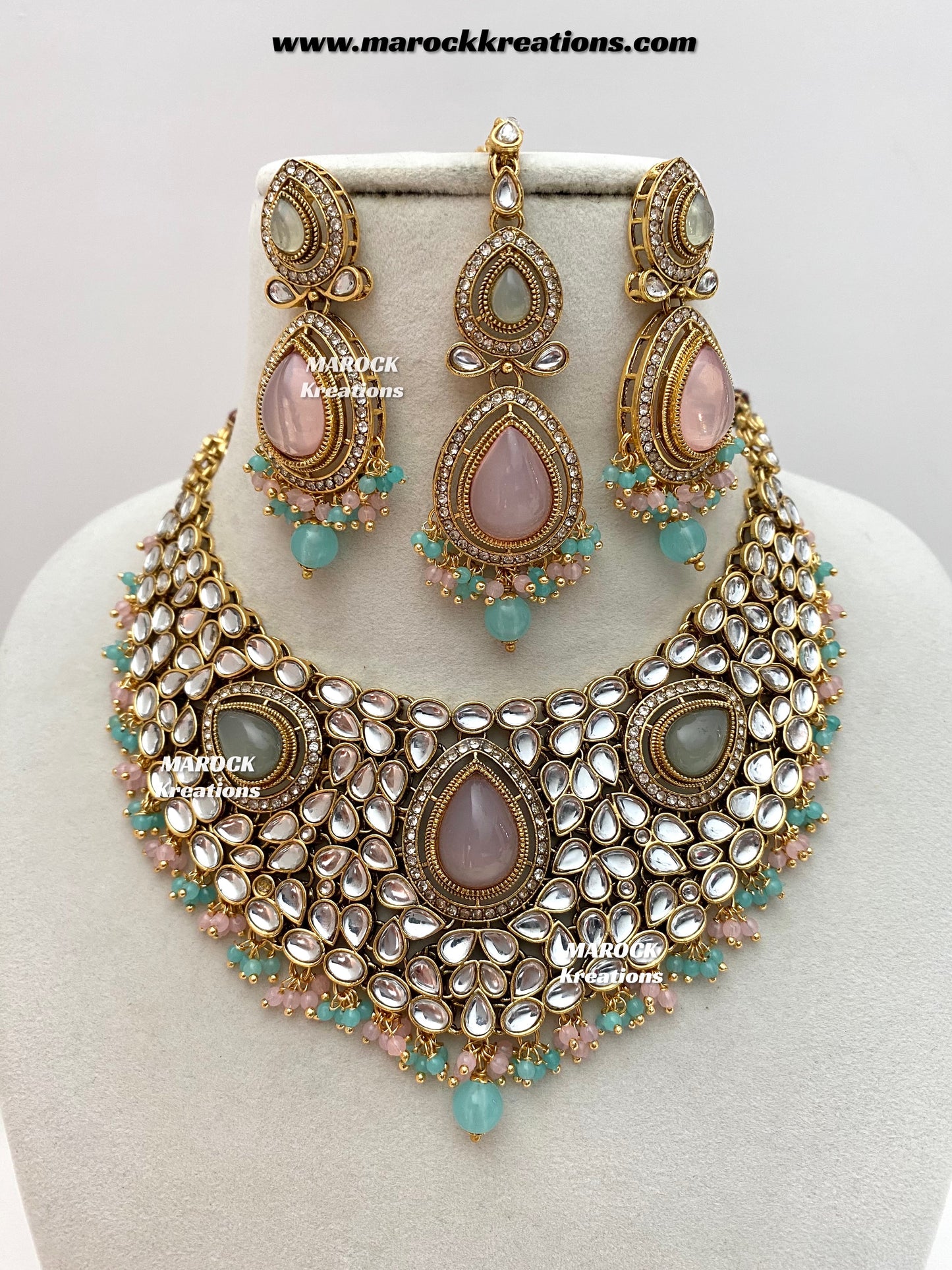 Veena Premium Quality Kundan Statement Necklace set