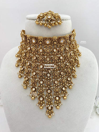 Areesha Premium Quality Gold plated Kundan Necklace set