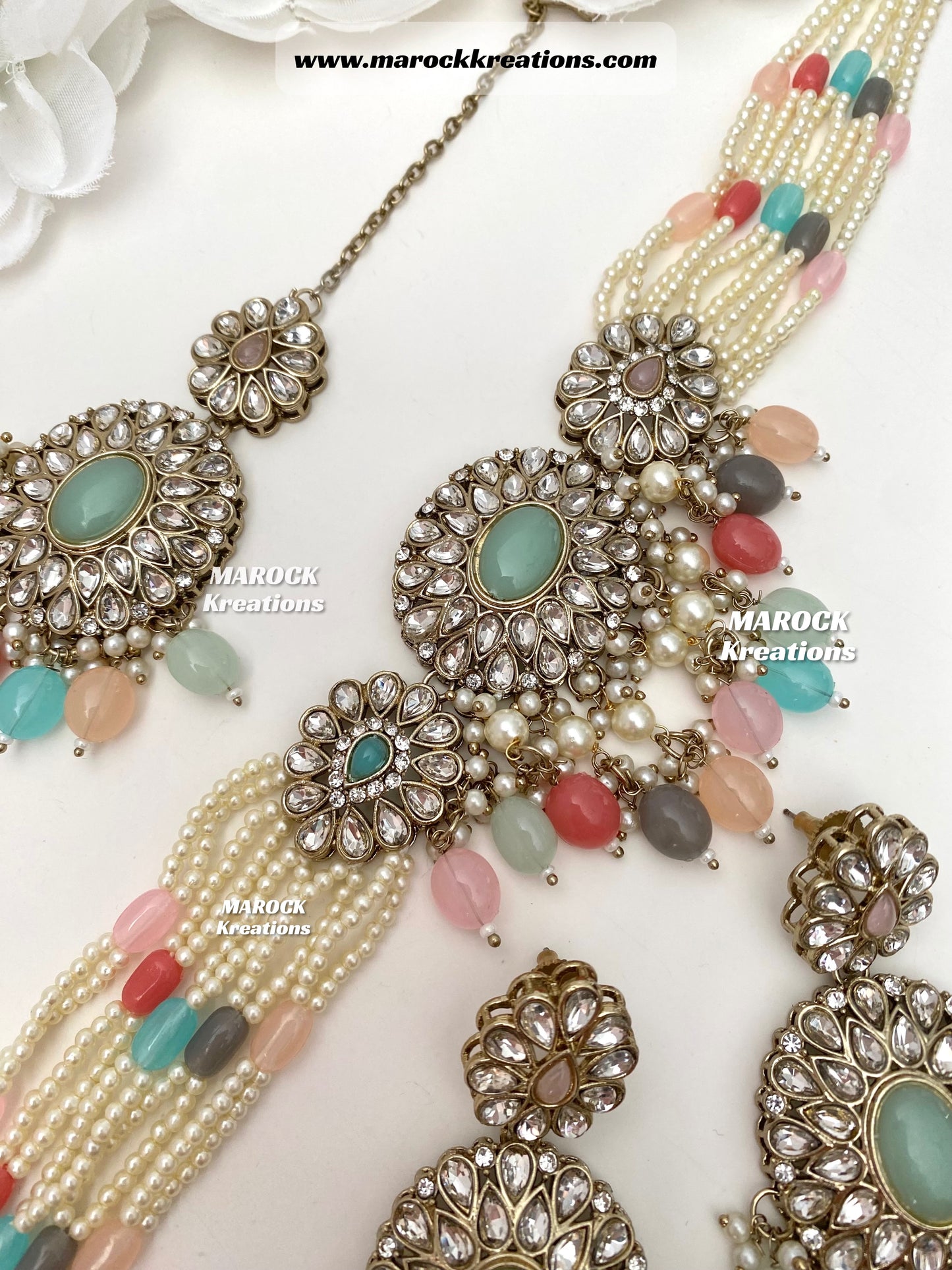 Kundan choker set