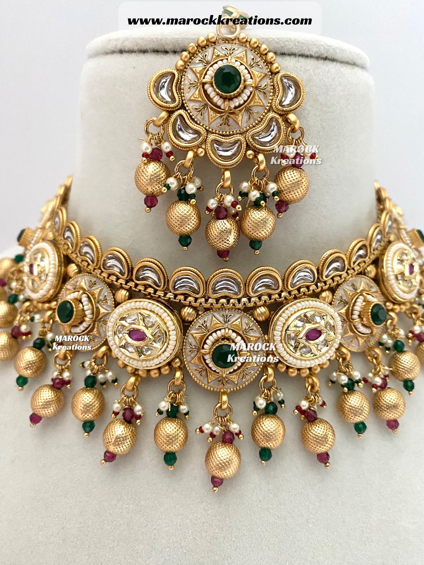 Siya Premium Quality Gold plated Kundan Necklace set