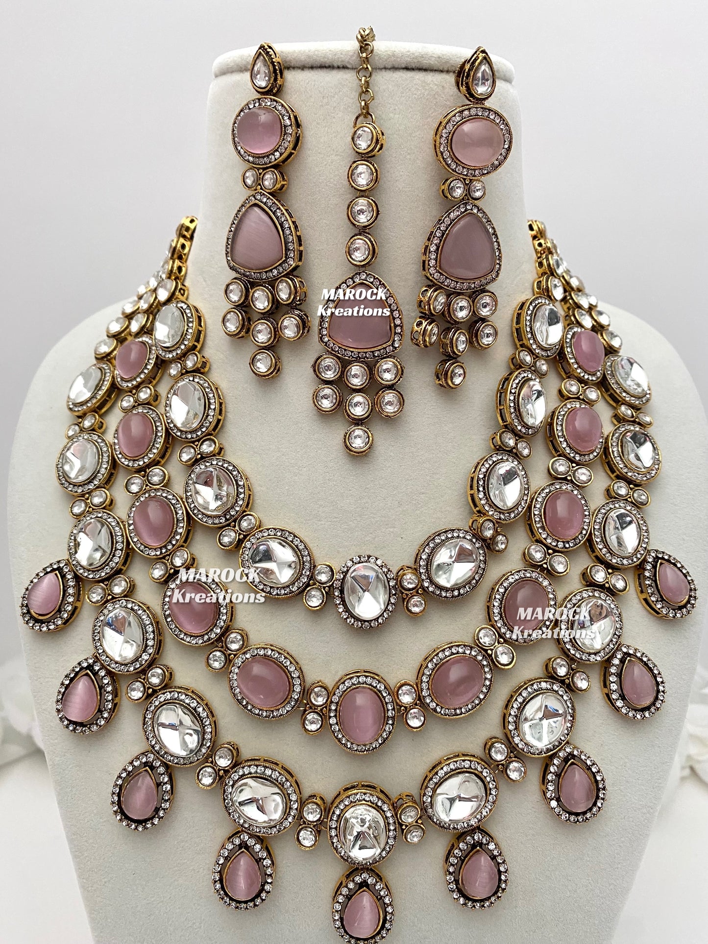 Deepika Tyani inspired Premium Quality exclusive kundan Necklace set