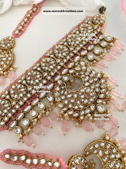 Fine Kundan Statement Choker set