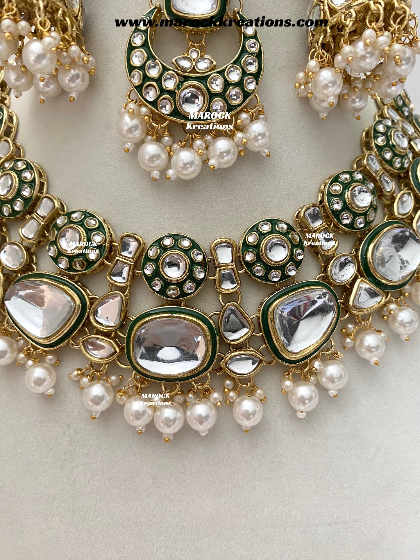 Swasti Kundan Necklace set
