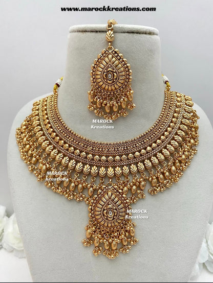 Aarti Premium Quality Gold plated necklace set comes with Passa/Jhoomer