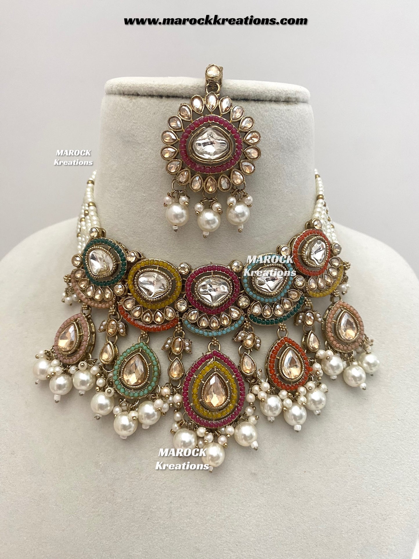 Saavni Antique Gold Polki Choker set